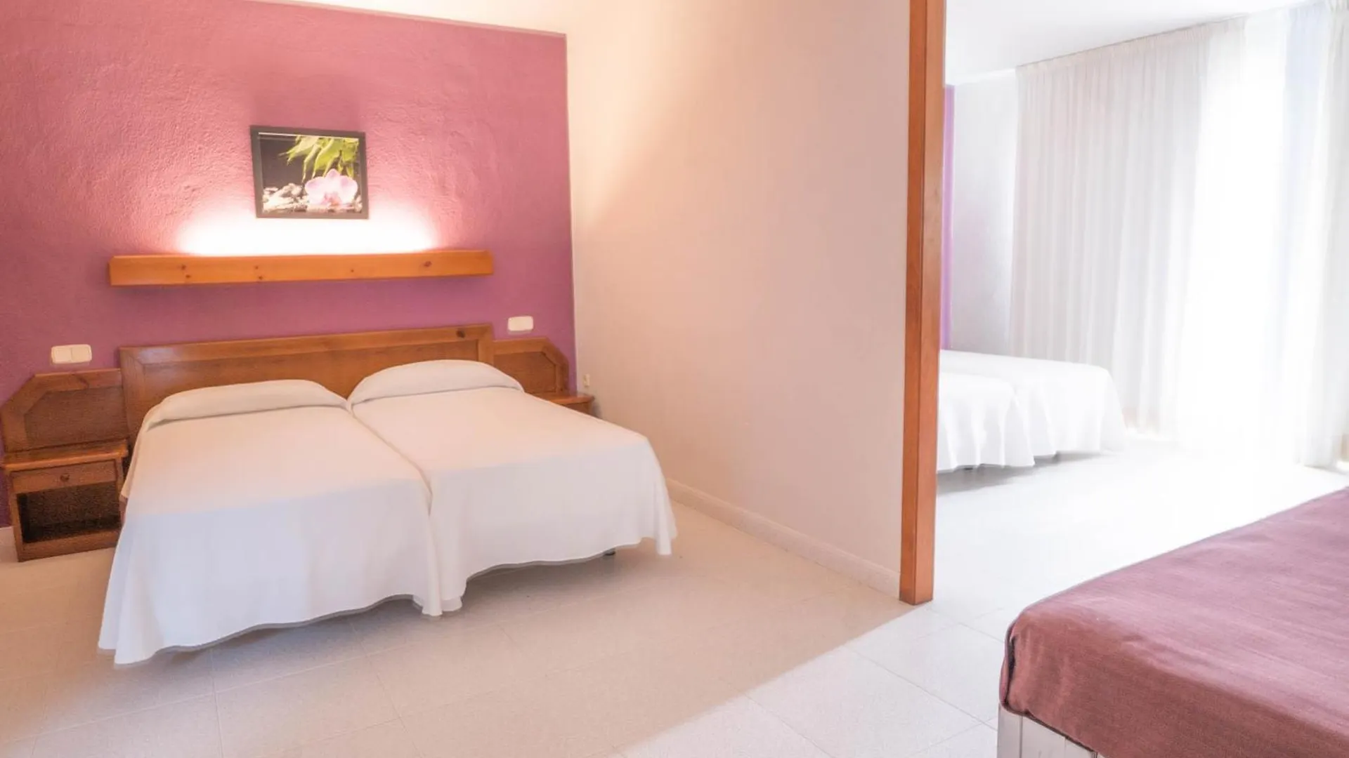 Hotel S'Agoita Platja d'Aro 3*,